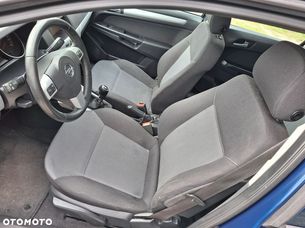 Opel Astra - 11