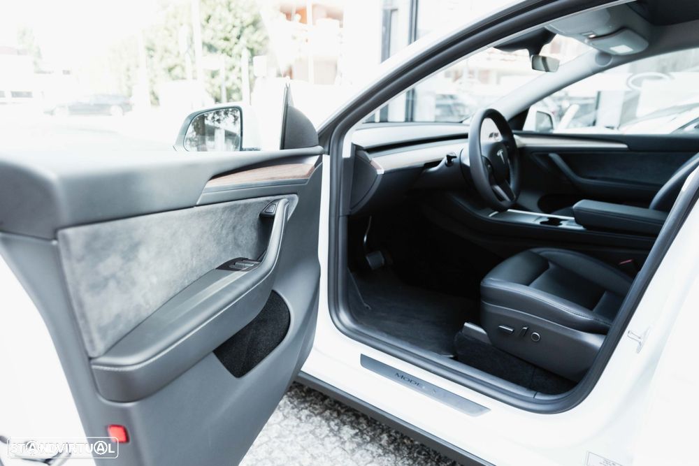 Tesla Model Y Long Range Tração Integral - 10