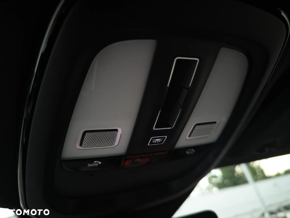 Volvo V60 B4 D Ultimate Dark - 33