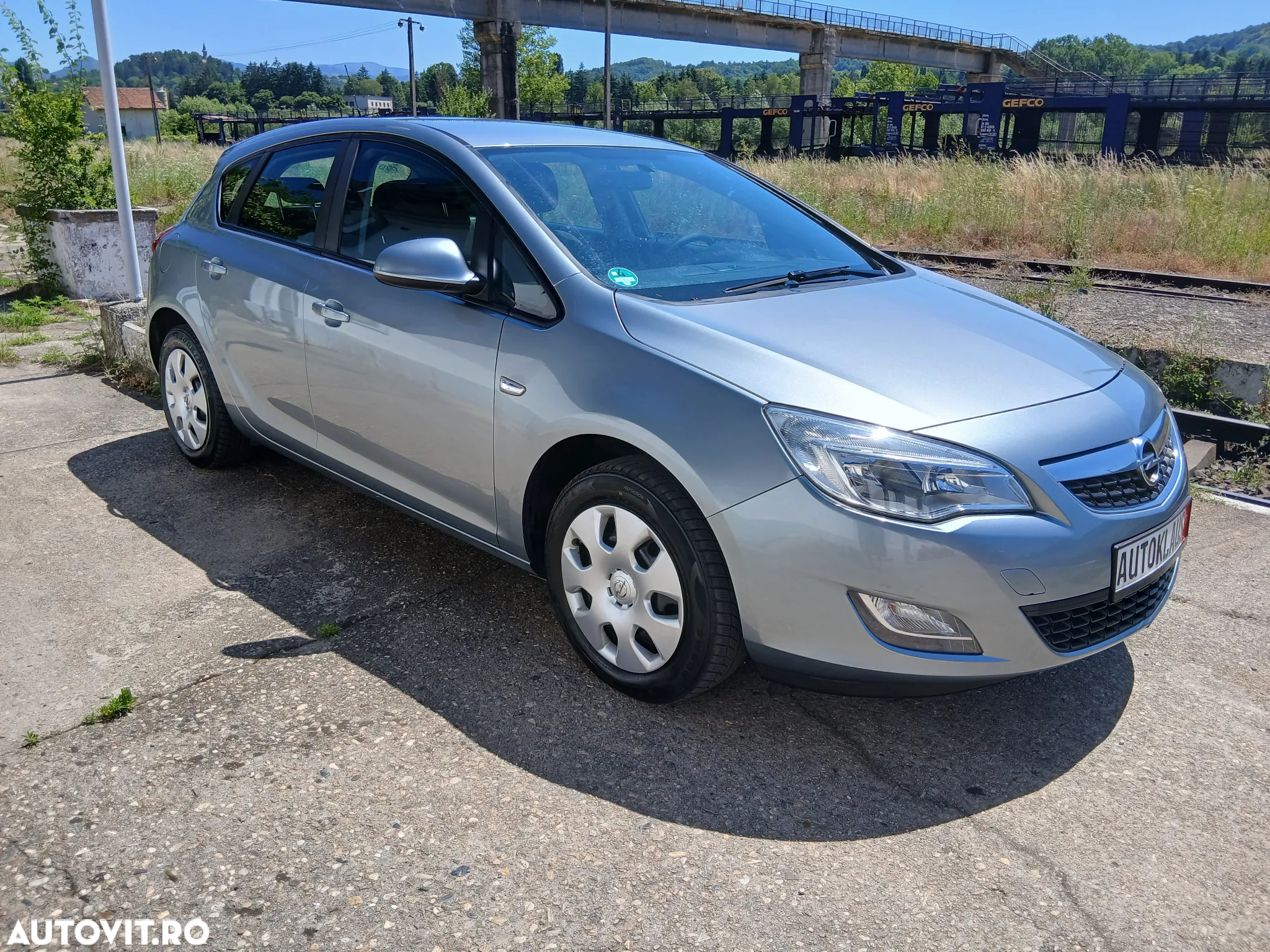Opel Astra - 2