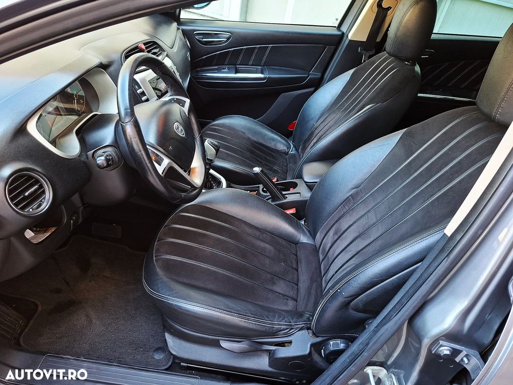 Lancia Delta 1.6 MultiJet Platino - 5