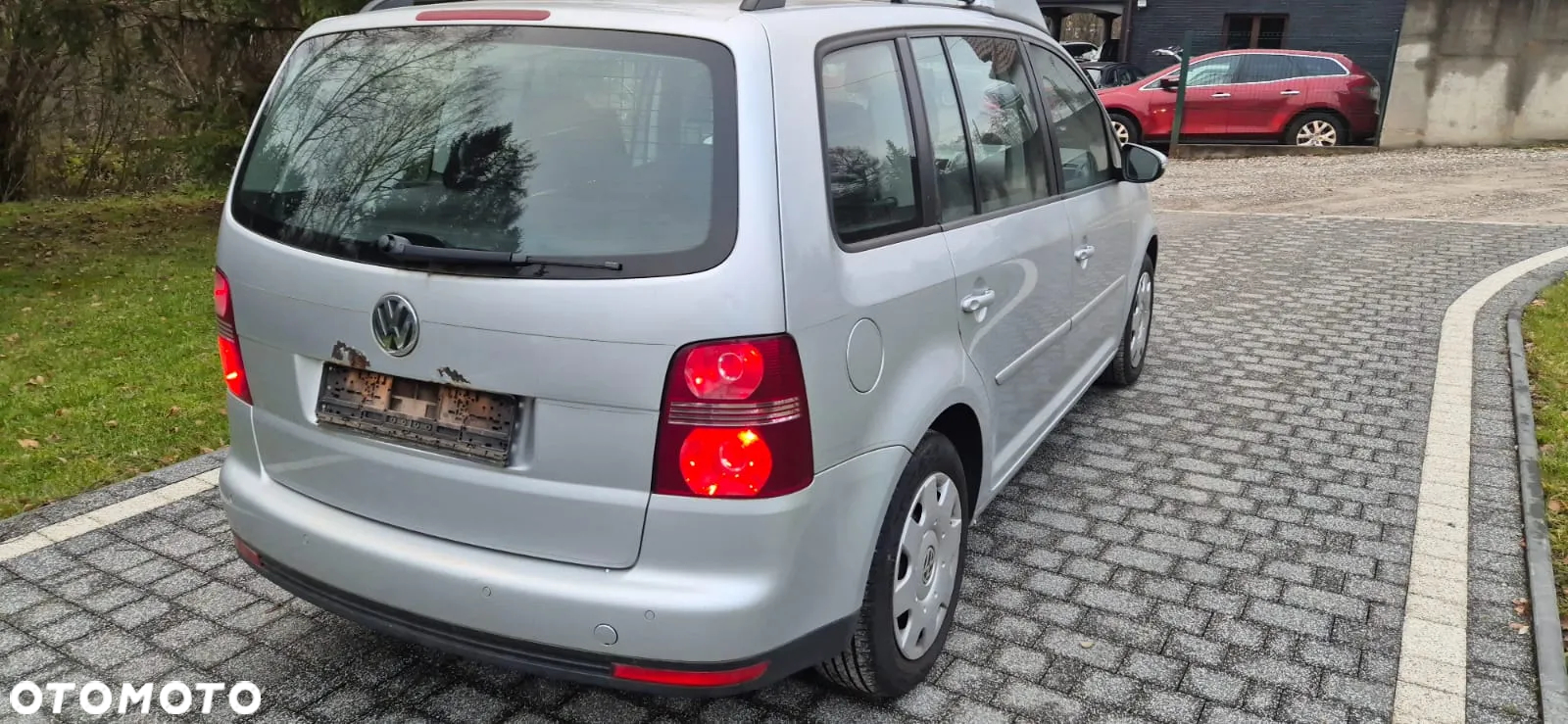 Volkswagen Touran - 7
