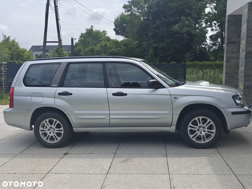 Subaru Forester 2.5 XT - 30