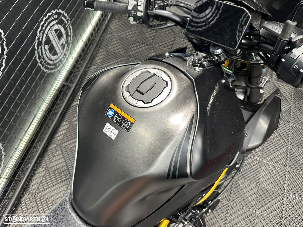 Kawasaki Z 900 - 3