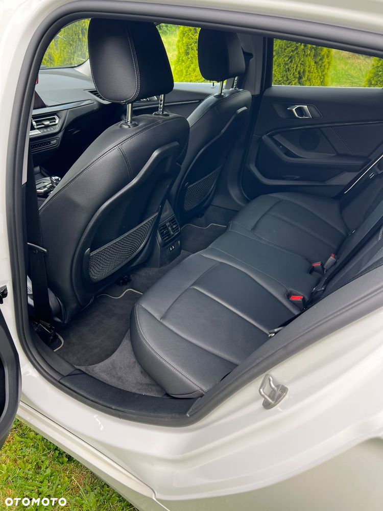 BMW Seria 1 118i - 15