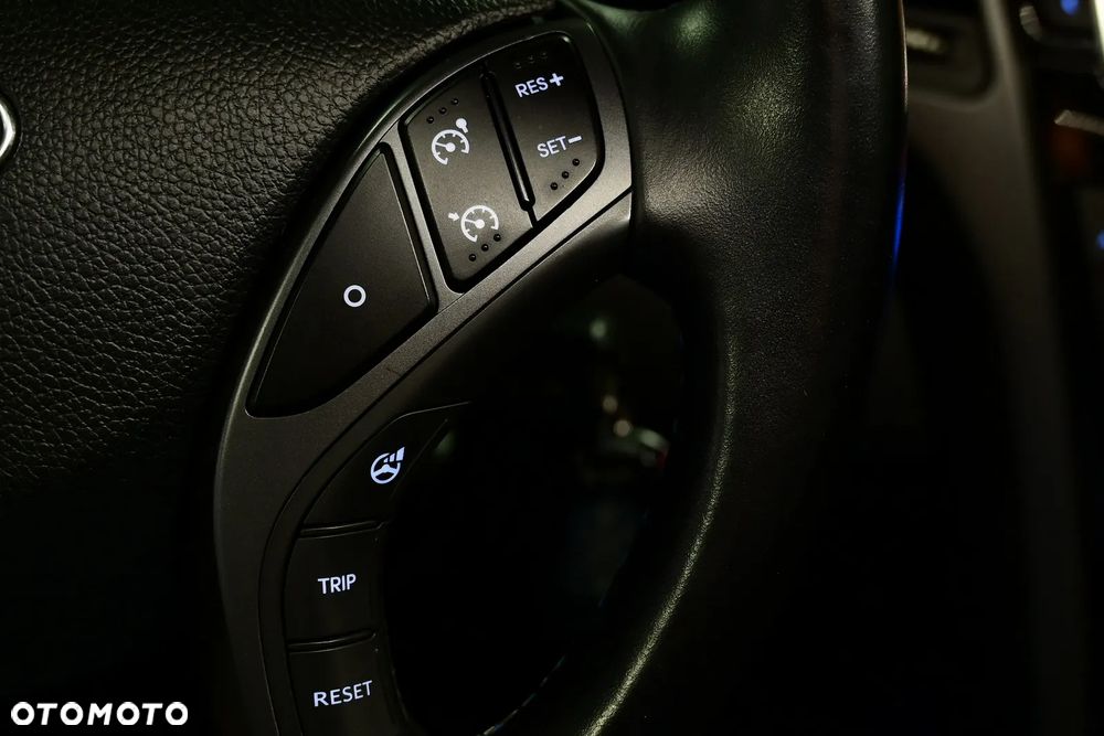 Hyundai i30 blue 1.6 CRDi DCT Passion - 29