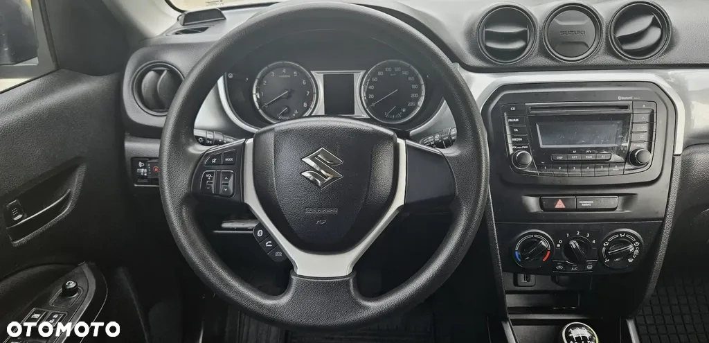 Suzuki Vitara 1.6 Comfort 4WD - 14