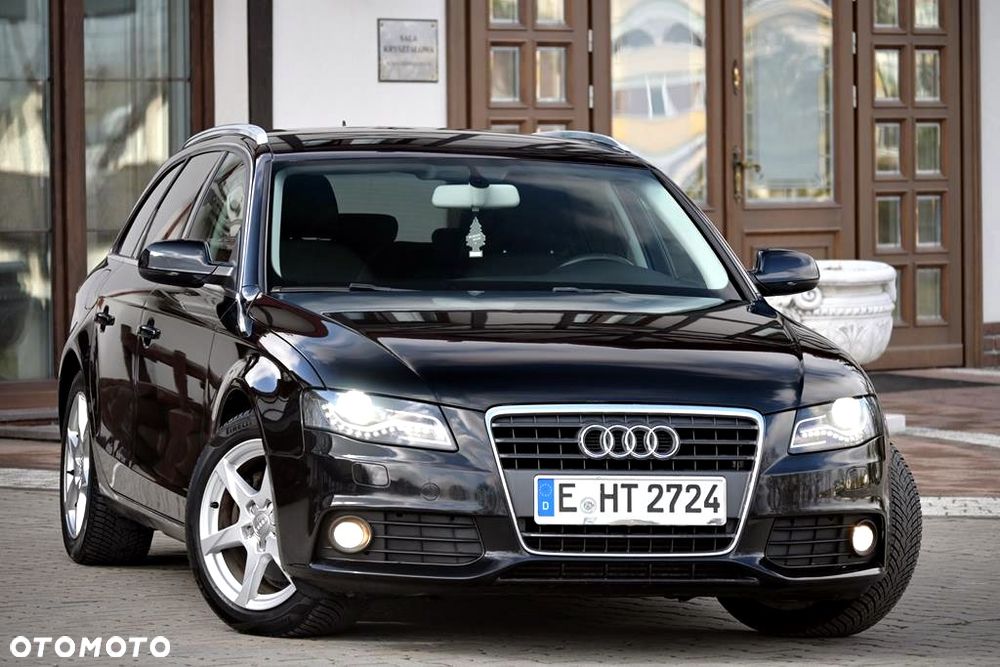 Audi A4 Avant - 11