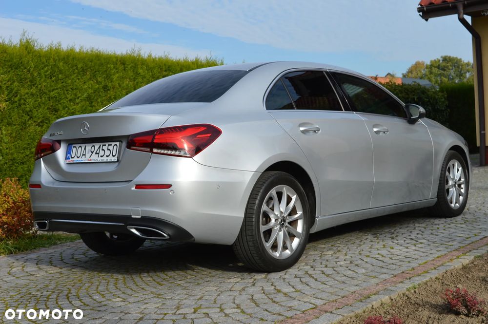 Mercedes-Benz Klasa A 180 d Progressive 7G-DCT - 11