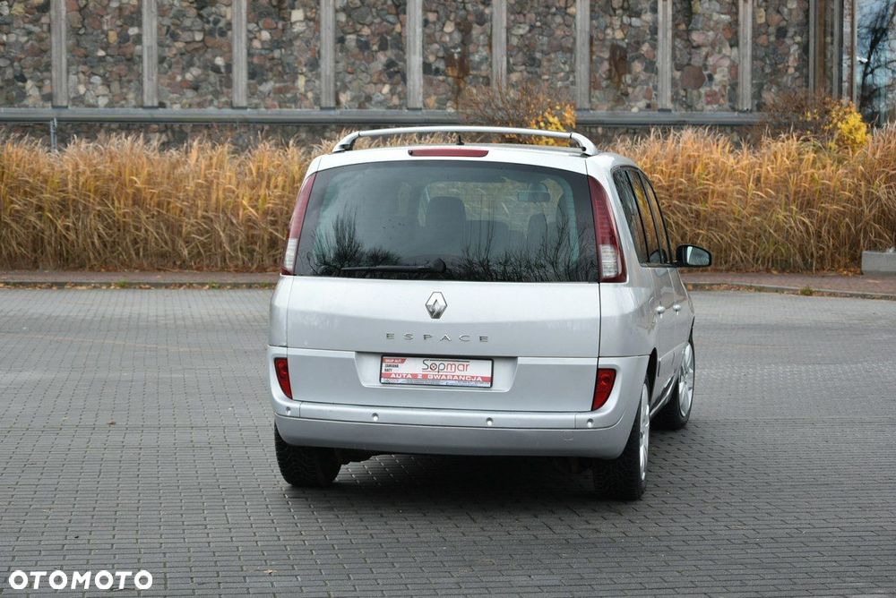 Renault Espace 2.0 dCi FAP Expression - 11