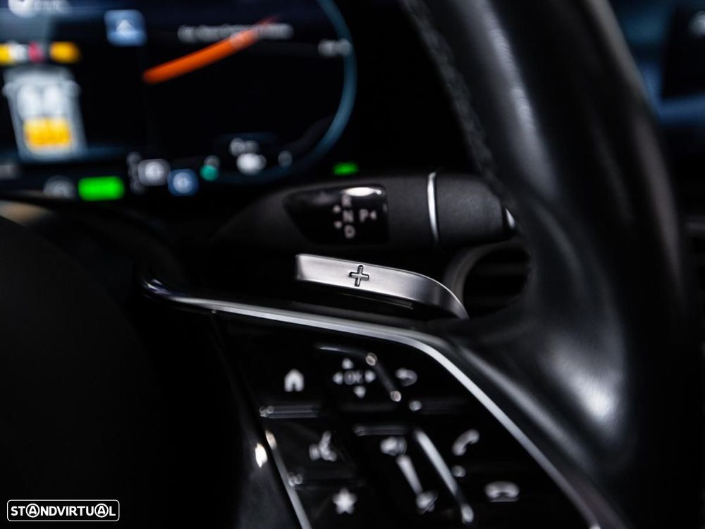 Mercedes-Benz E 300 de 9G-TRONIC AMG Line - 22