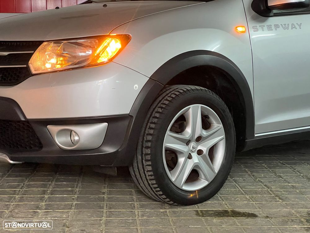 Dacia Sandero 0.9 TCe Stepway - 17