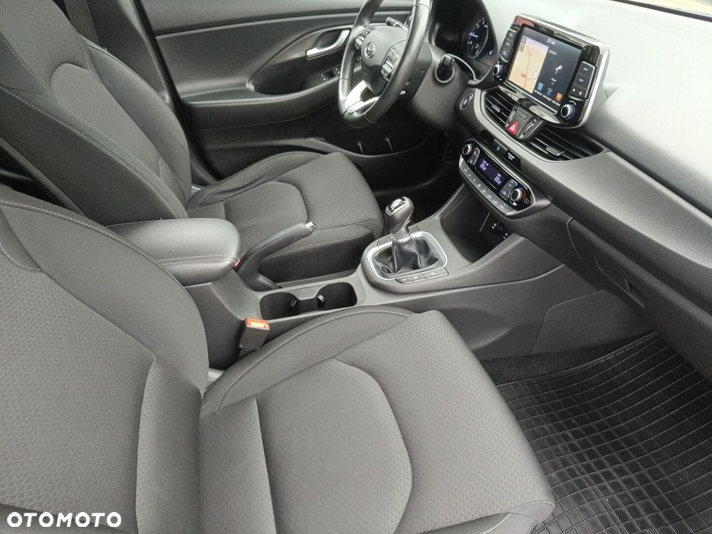 Hyundai i30 1.4 T-GDI Premium - 10