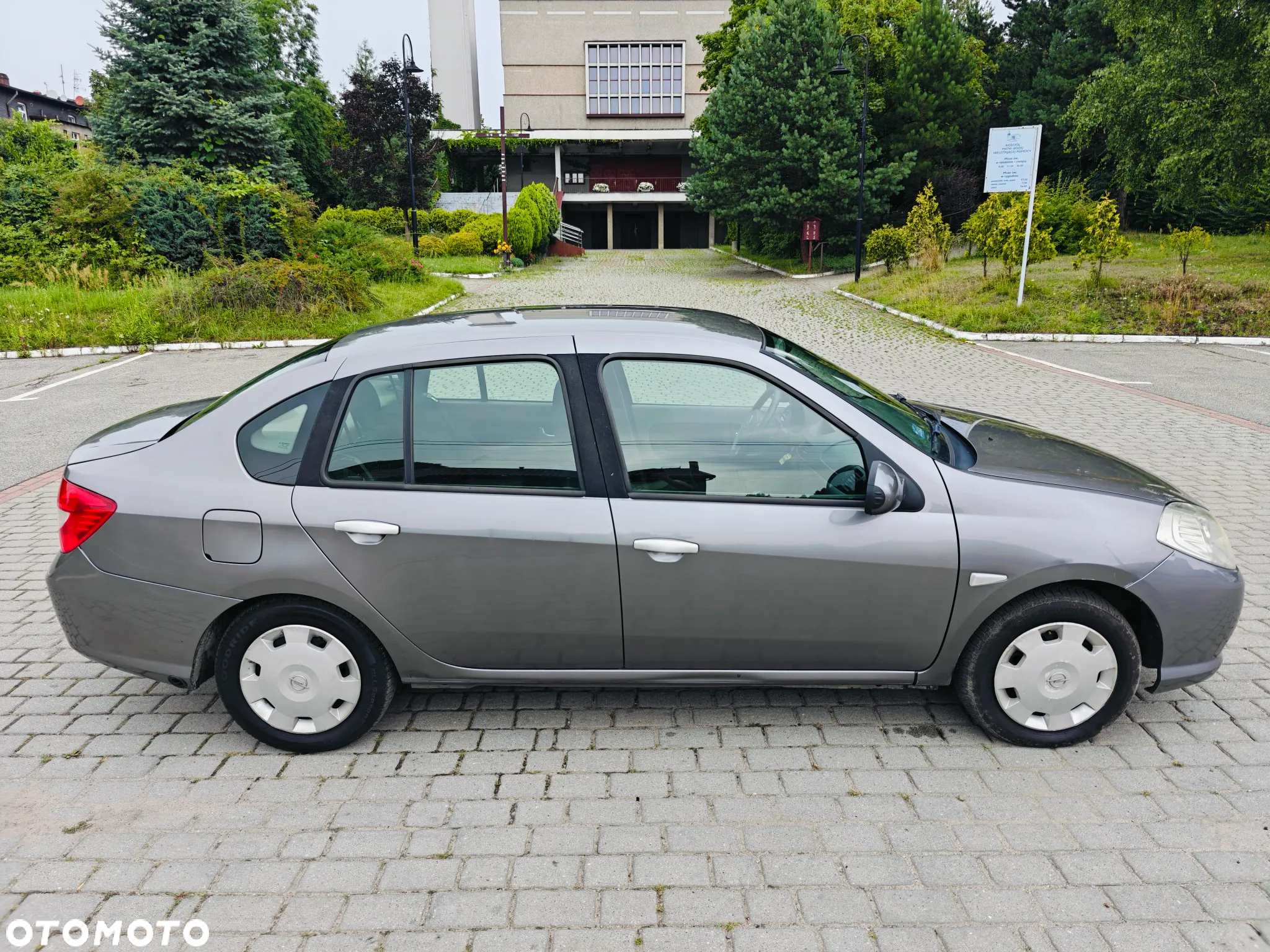 Renault Thalia 1.2 16V Alize - 2