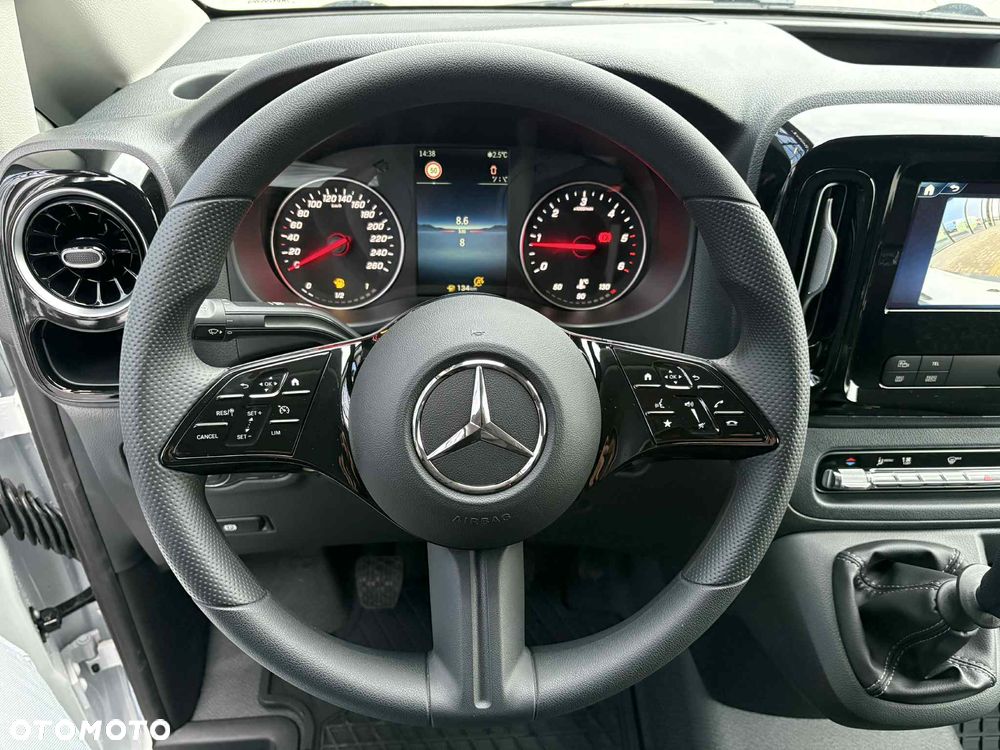 Mercedes-Benz Vito - 12