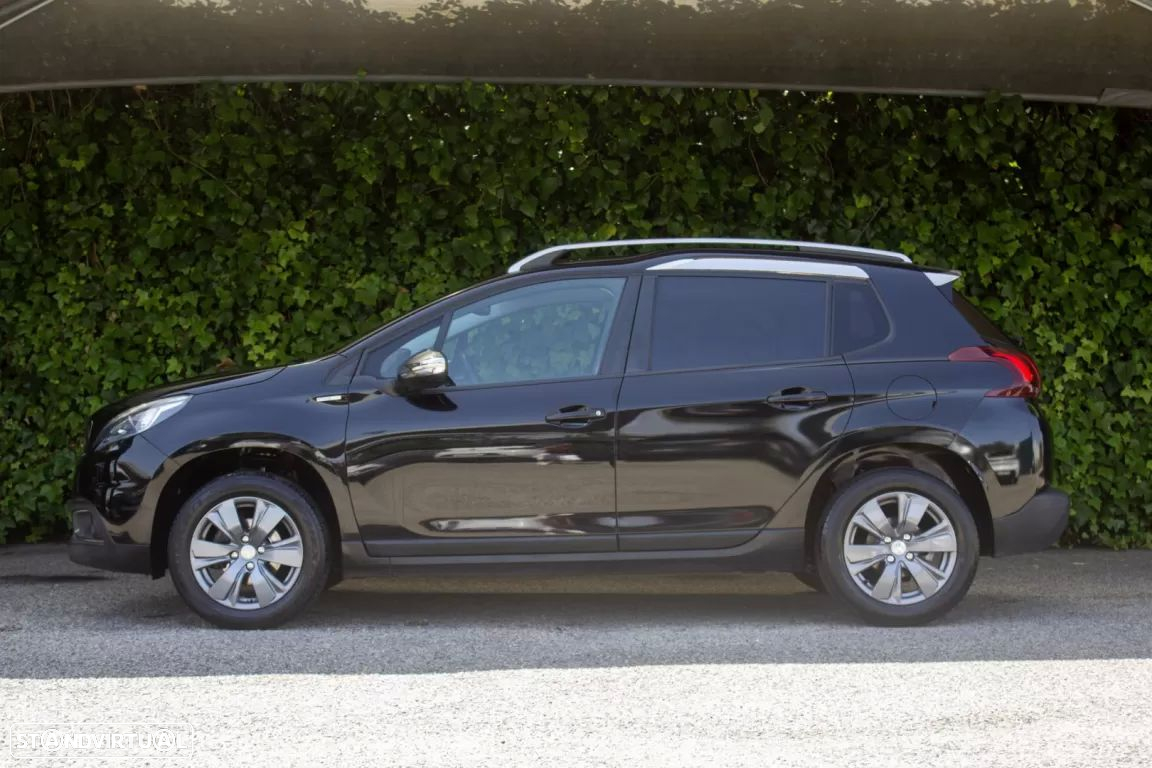 Peugeot 2008 1.2 PureTech Style - 7