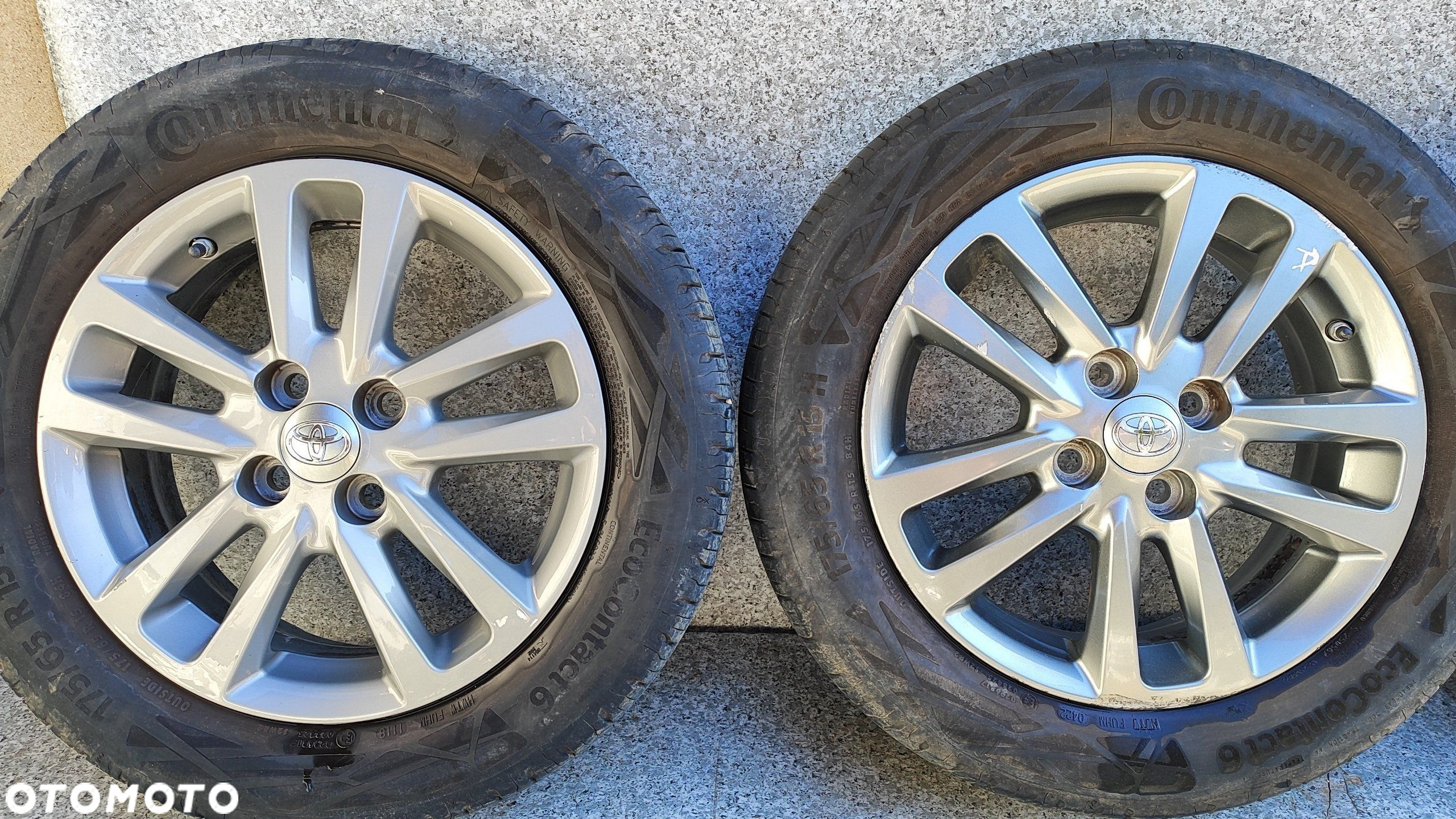KOŁA FELGI OPONY Toyota Yaris III 5.0" x 15" 4x100 ET 39 175/65 R15 - 2