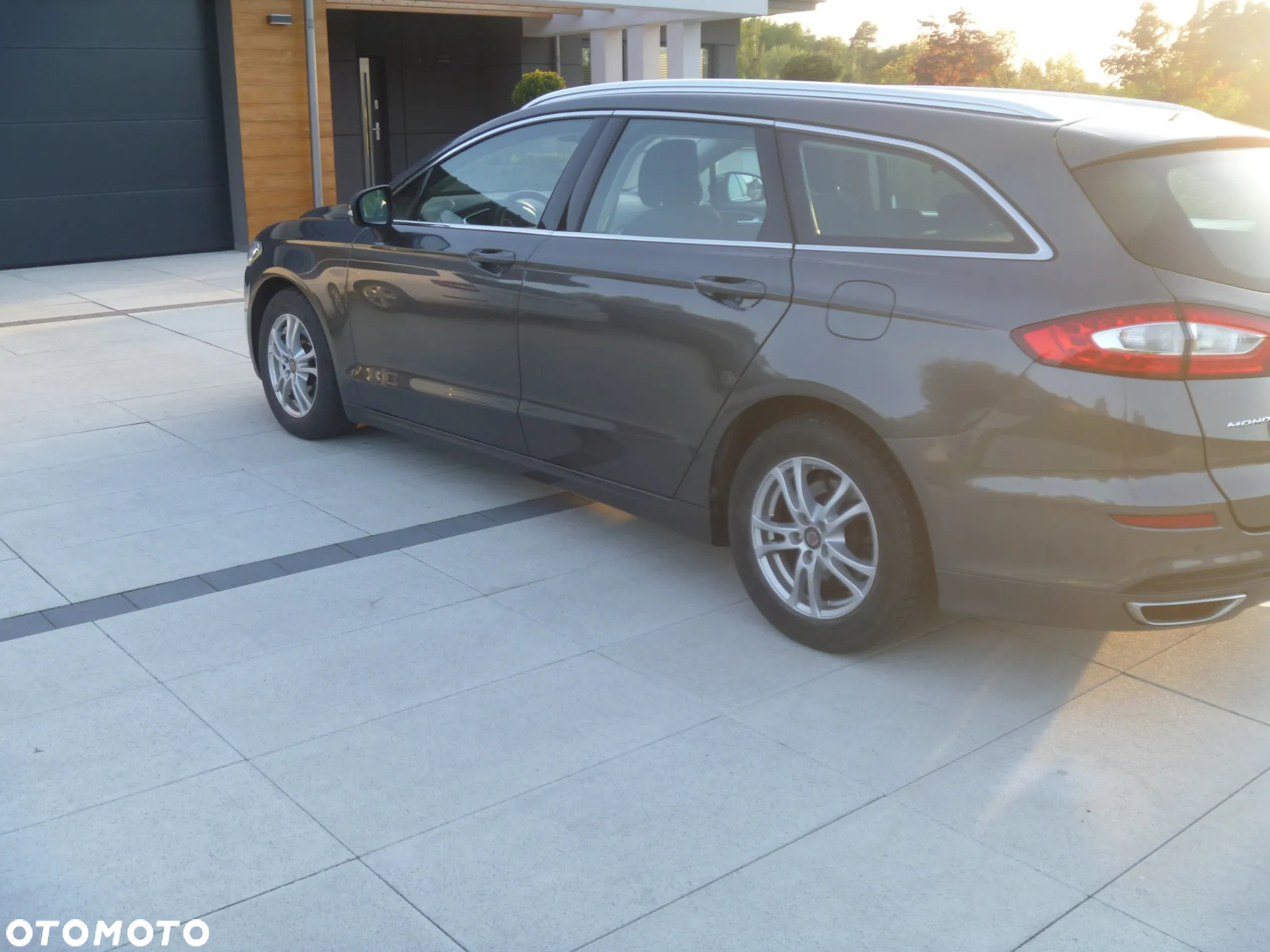 Ford Mondeo 2.0 TDCi Titanium PowerShift - 12