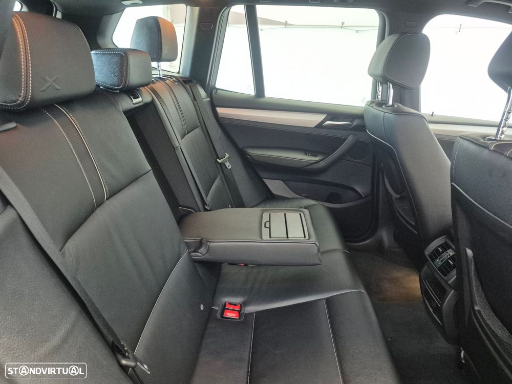 BMW X3 20 d xDrive xLine Auto — fotografia 28