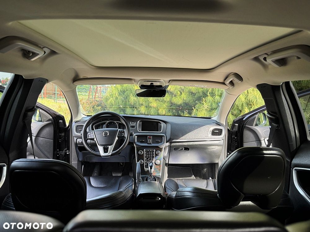 Volvo V40 D2 Geartronic Inscription - 36