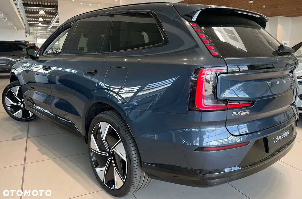 Volvo EX90 - 31