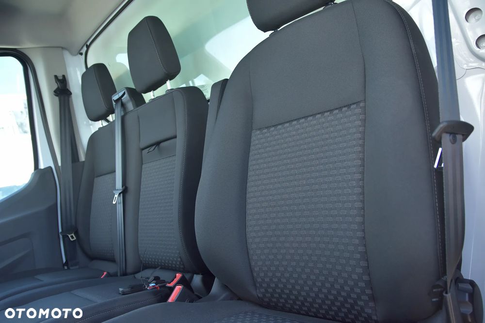 Ford Transit Trend 130KM Kontener - 11