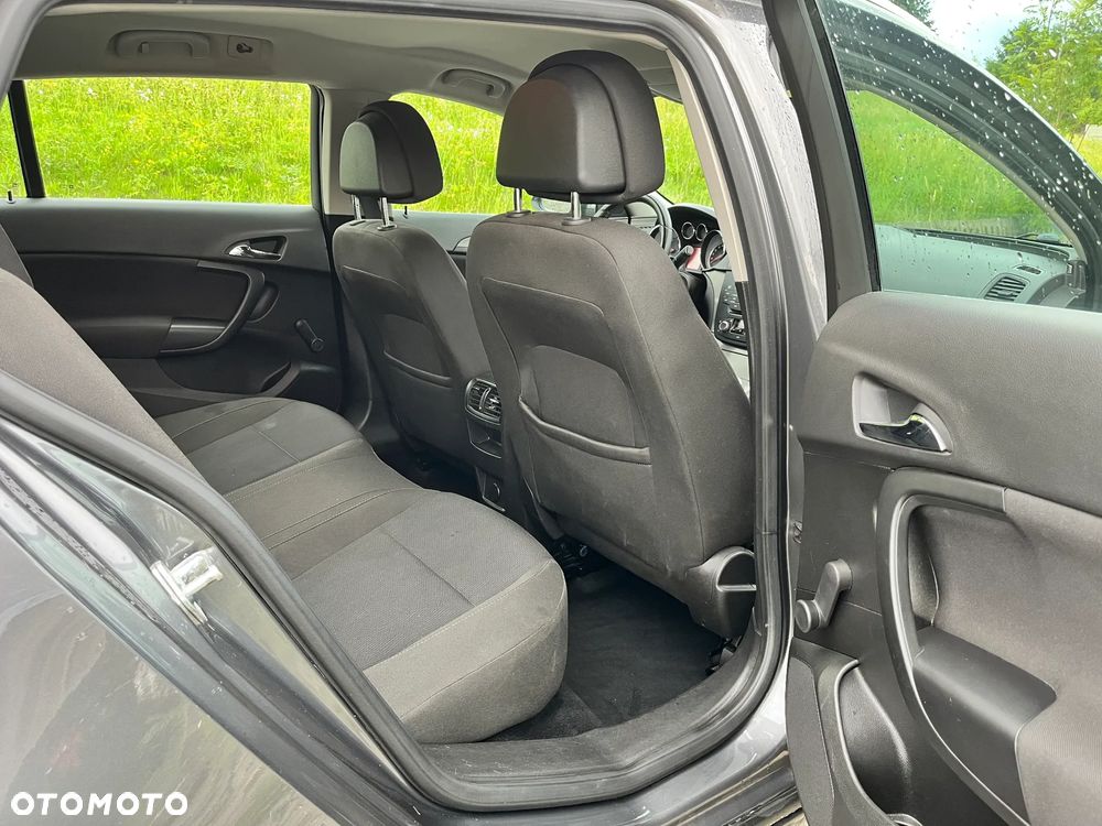 Opel Insignia 1.8 Sport - 9