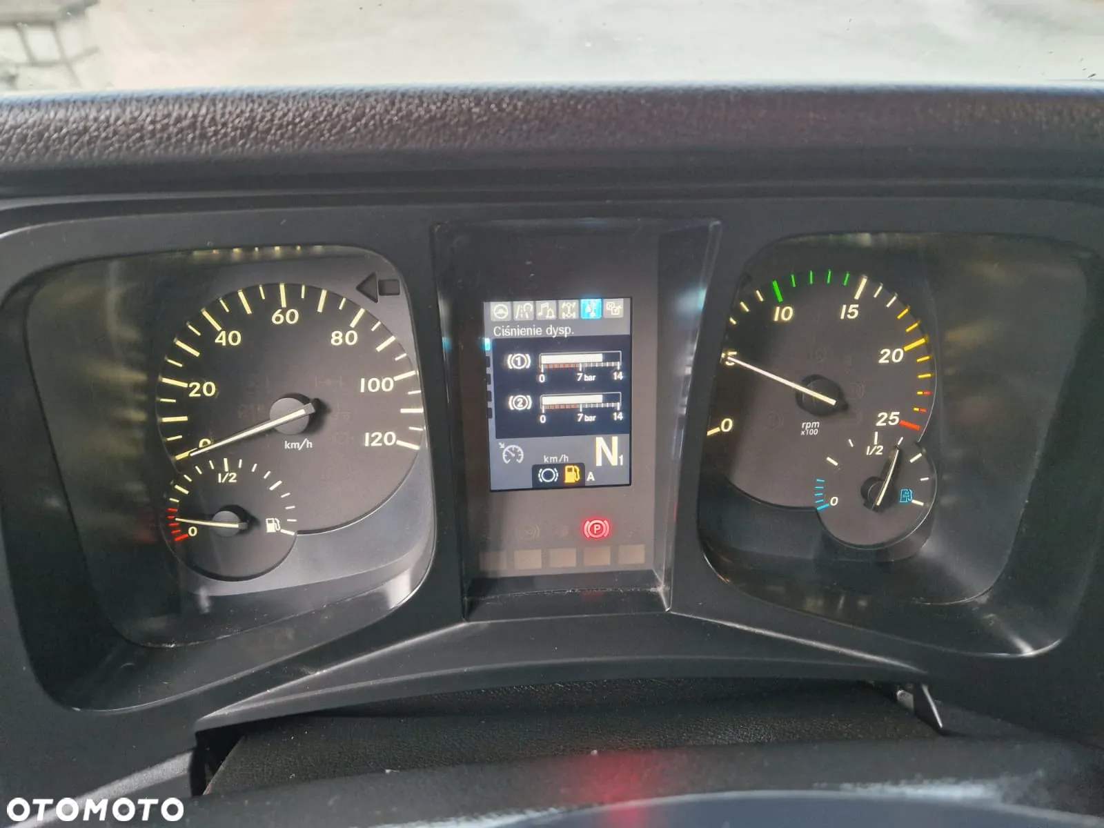 Mercedes-Benz Arocs 2643 6x4 - 9
