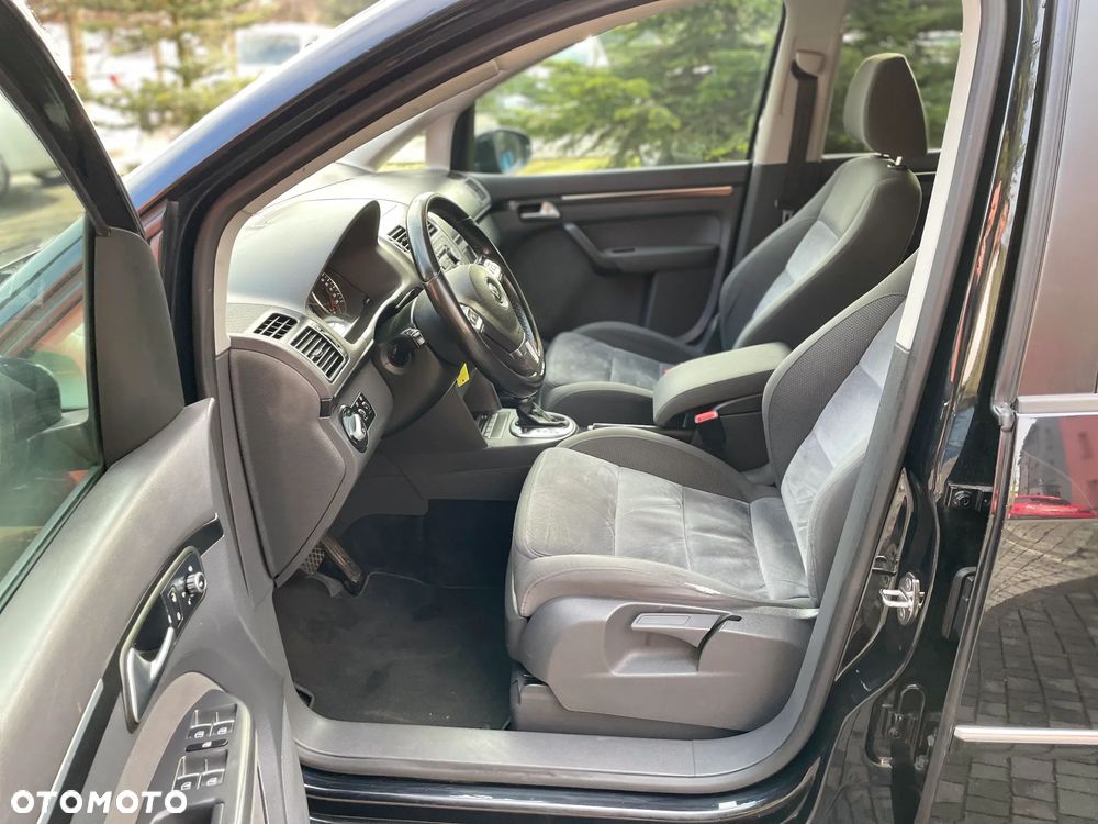 Volkswagen Touran 1.4 TSI DSG Highline - 12