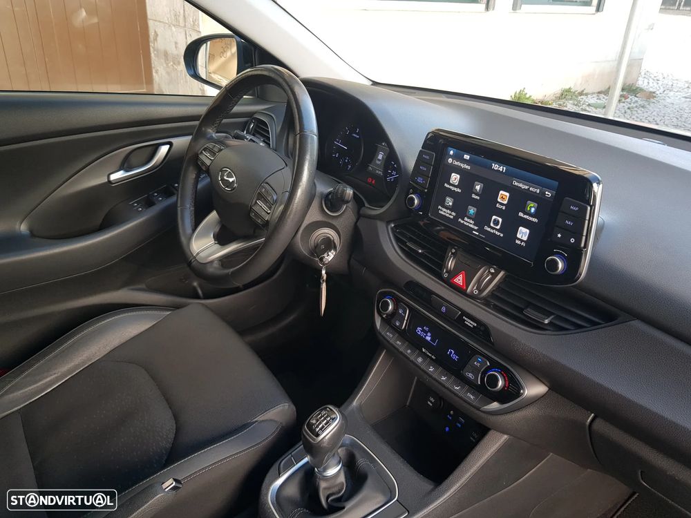 Hyundai i30 1.6 CRDi Launch Edition - 47