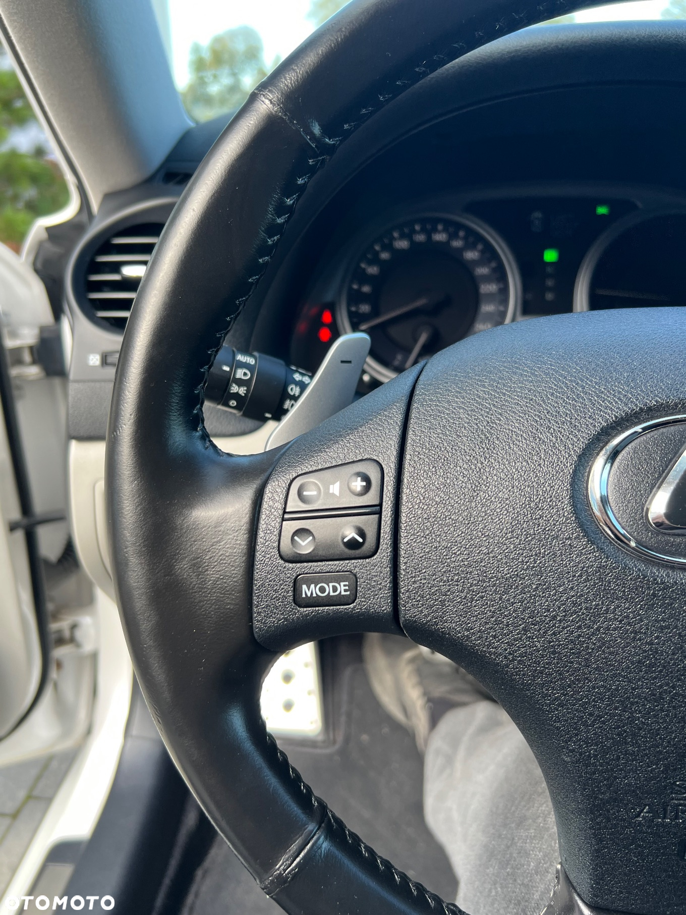 Lexus IS - 22