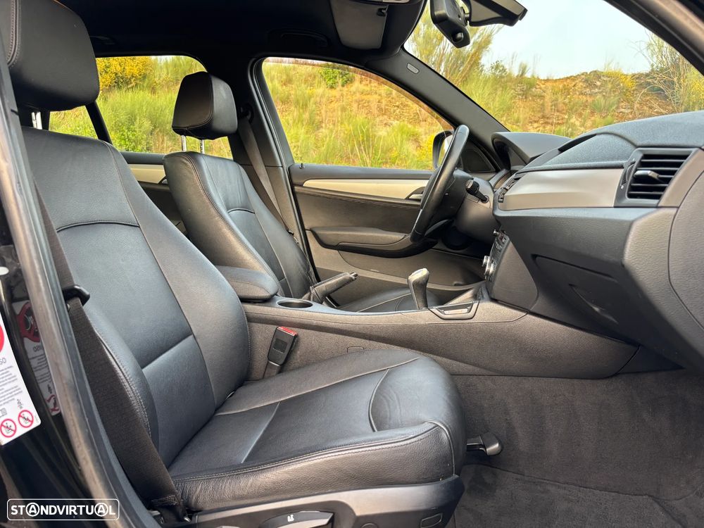 BMW X1 18 d sDrive - 21