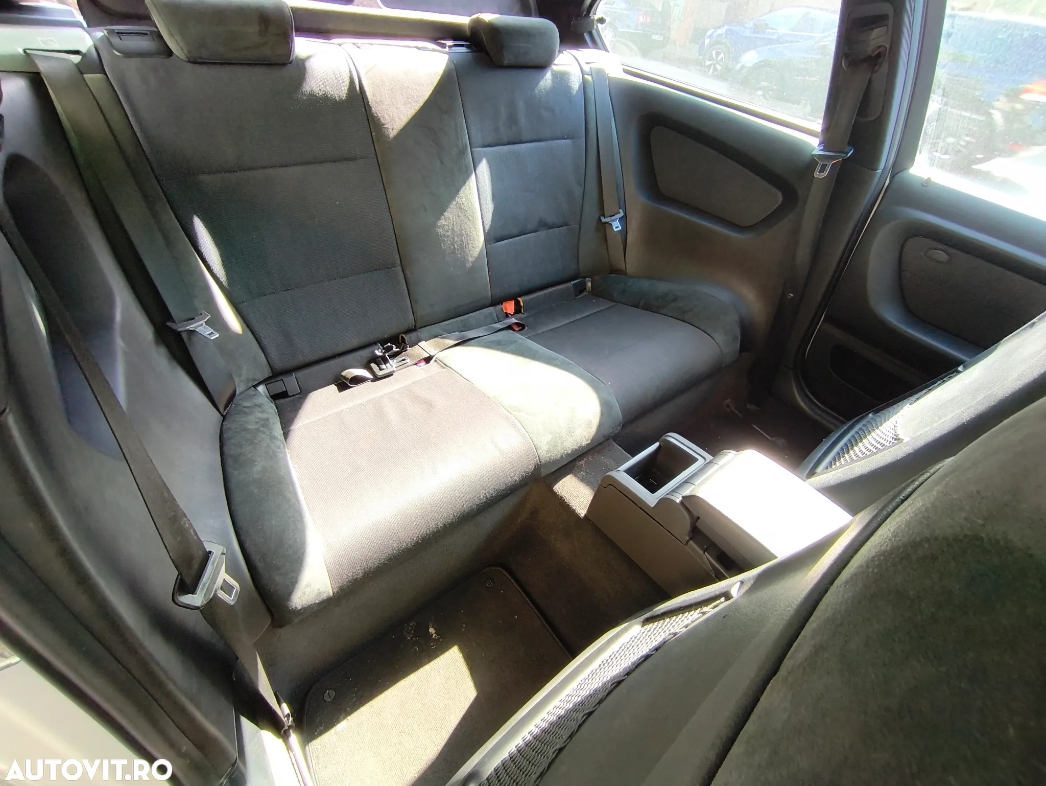 BMW Seria 3 318 Ci - 18