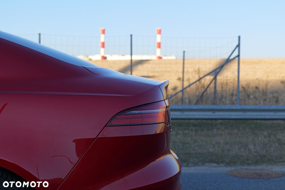 Jaguar XE P250 R-Dynamic Black - 10
