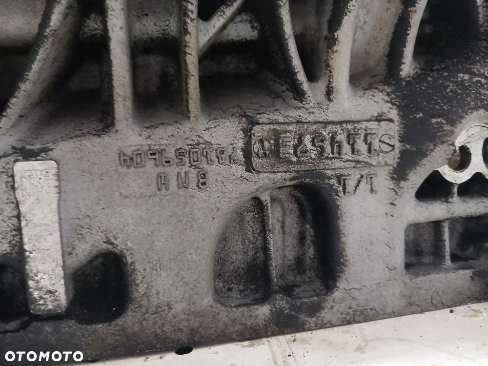 BLOK SILNIKA BMW E90 N47D20C 7810596 - 5