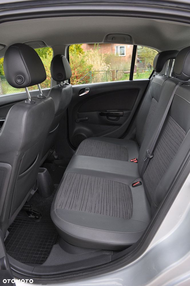 Opel Corsa 1.4 16V EcoFLEX Start-Stop Satellite - 16