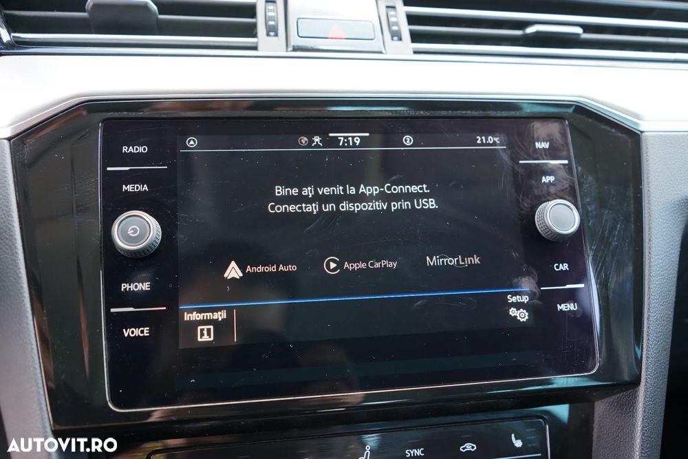 Volkswagen Passat 2.0 TDI DSG Highline - 18
