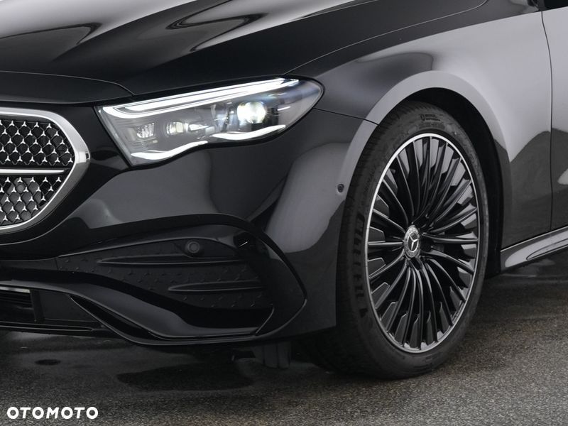 Mercedes-Benz Klasa E 300e 4Matic 9G-TRONIC Edition AMG Line - 3
