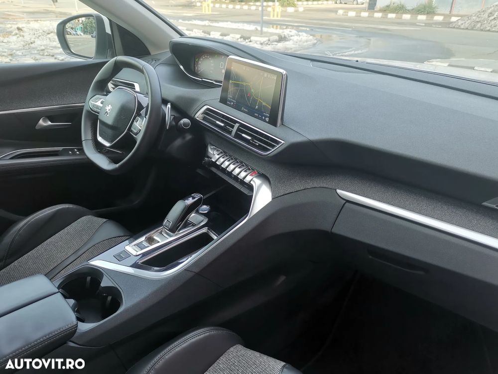 Peugeot 3008 1.5 BlueHDI S&S EAT8 Allure - 9