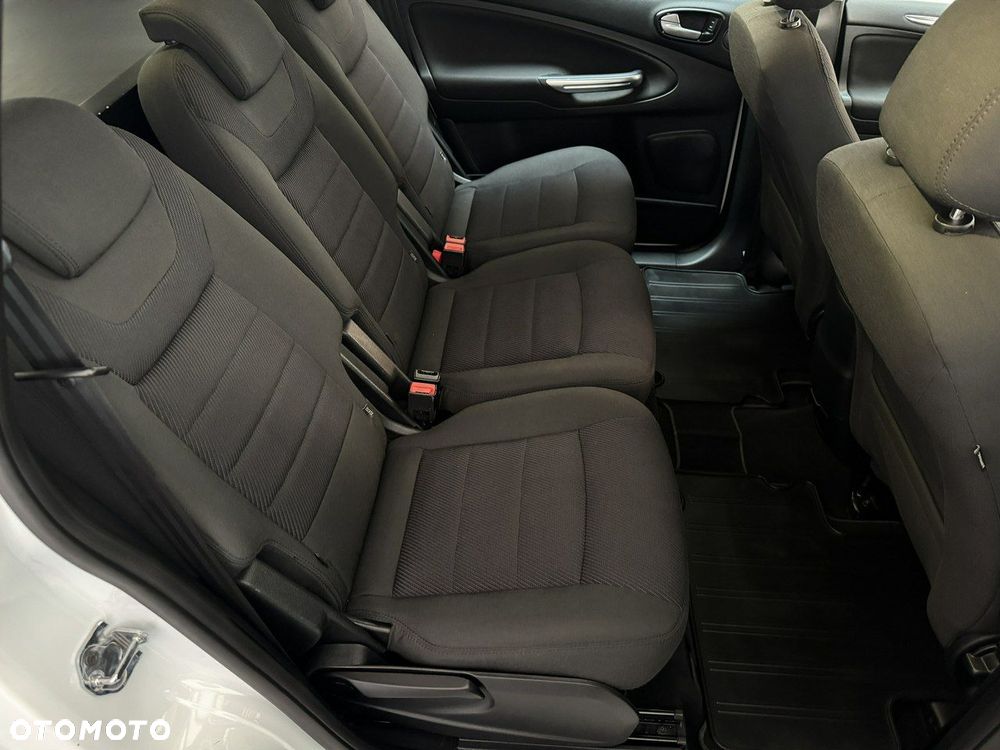 Ford S-Max 2.0 TDCi DPF Titanium - 18