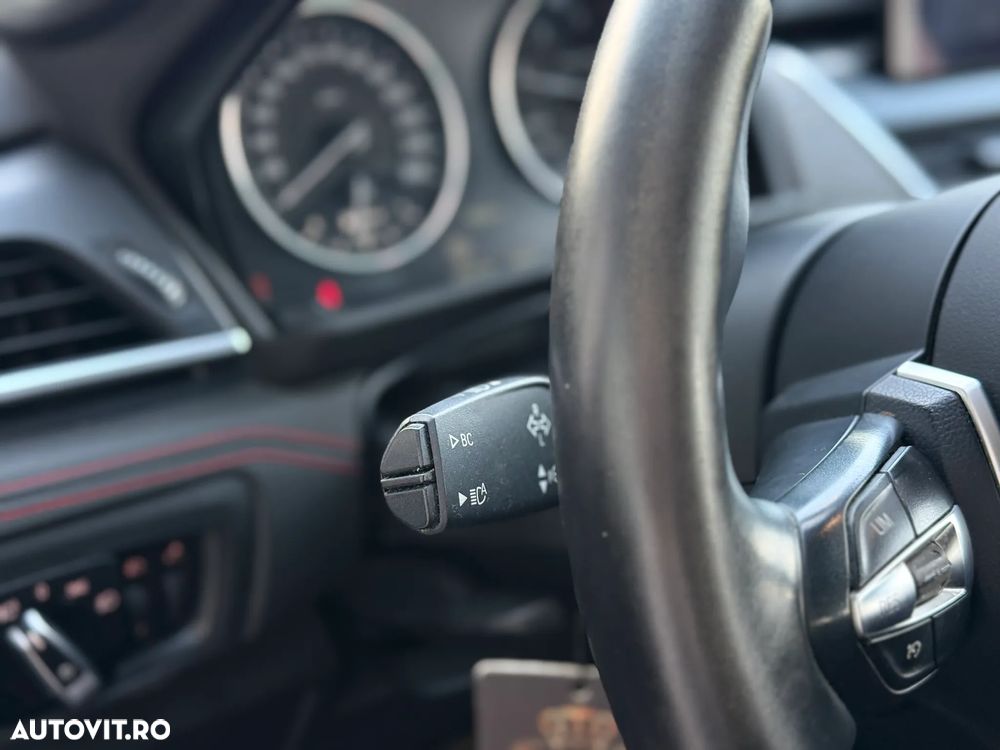 BMW Seria 2 218d - 15