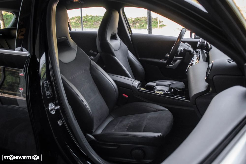 Mercedes-Benz A 250 e AMG Line - 27