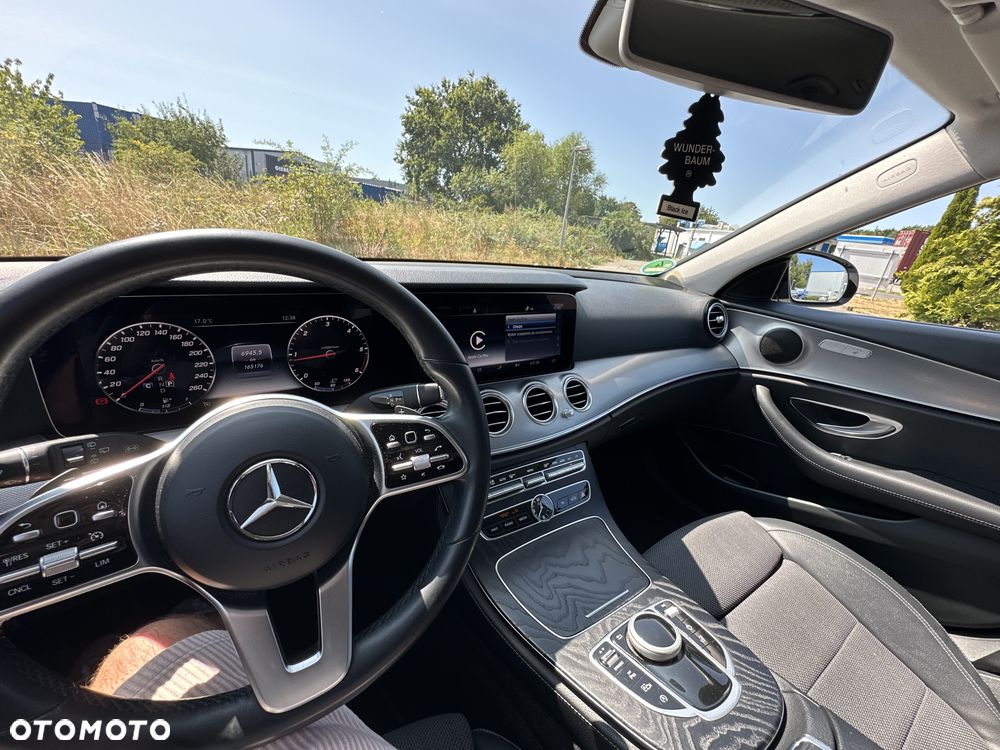 Mercedes-Benz Klasa E - 6