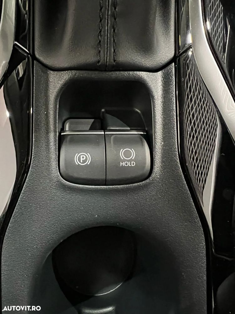 Toyota Corolla 1.8 HSD Business - 8