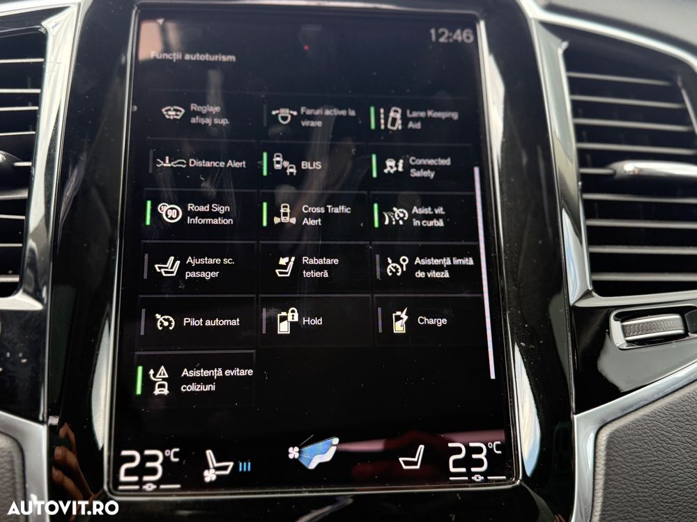 Volvo XC 90 - 21