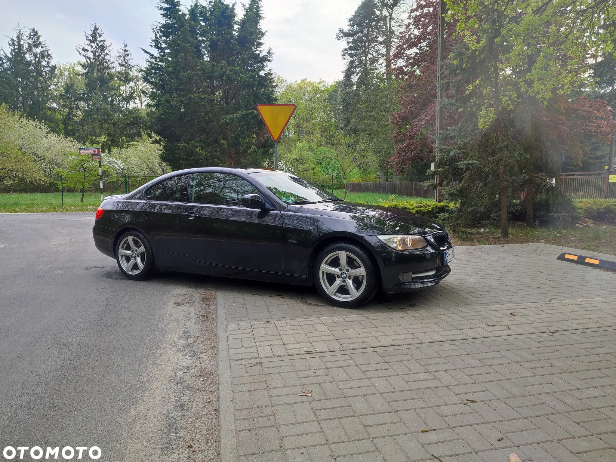 BMW Seria 3 320i Coupe Edition Exclusive - 11