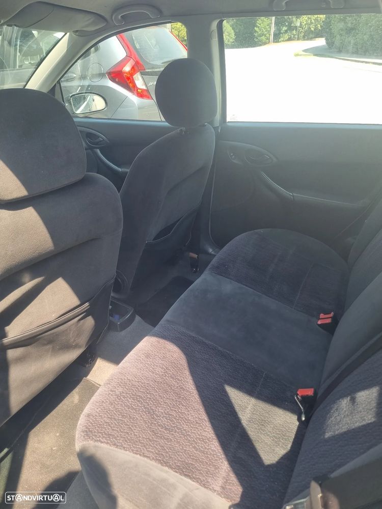Ford Focus C-Max - 8