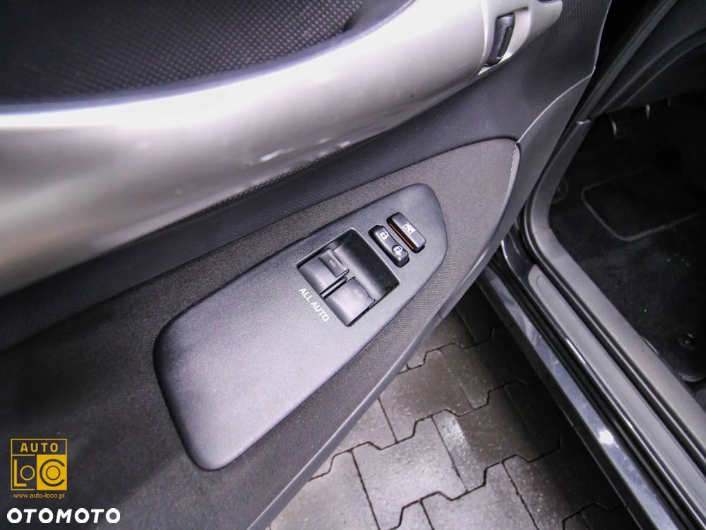 Toyota Auris 1.33 VVT-i Terra - 20