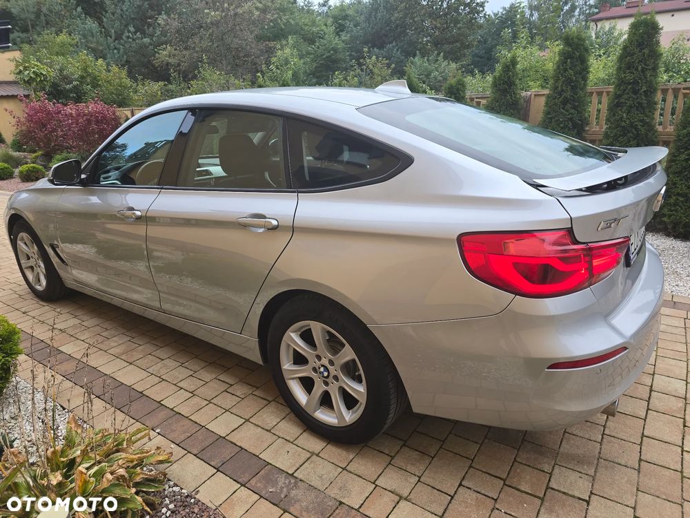 BMW 3GT 318d - 10