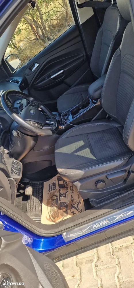 Ford Kuga 2.0 TDCi 4WD Powershift Titanium - 12